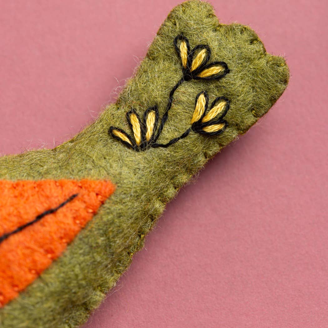 Folk Birds Felt Craft Kit: English