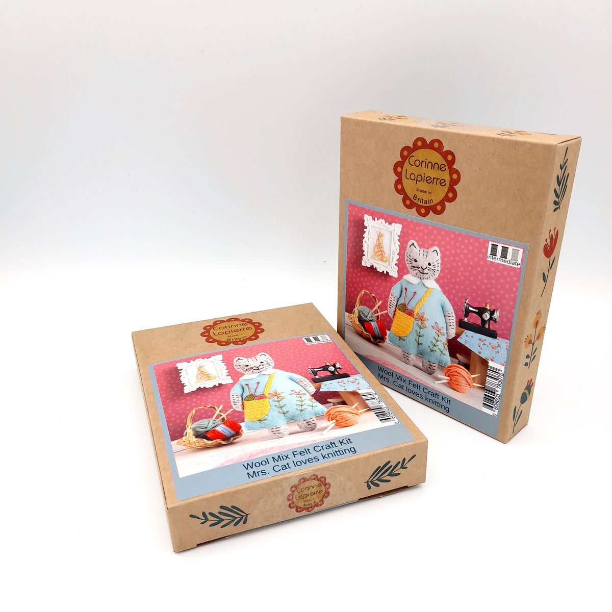 Mrs. Cat Loves Knitting Felt Craft Mini Kit: