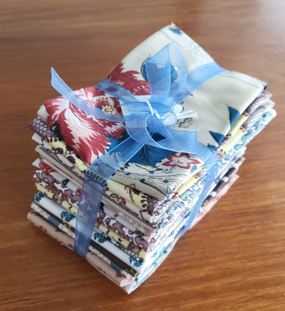 Inglenook Fat 1/8 Bundle by Margaret Mew