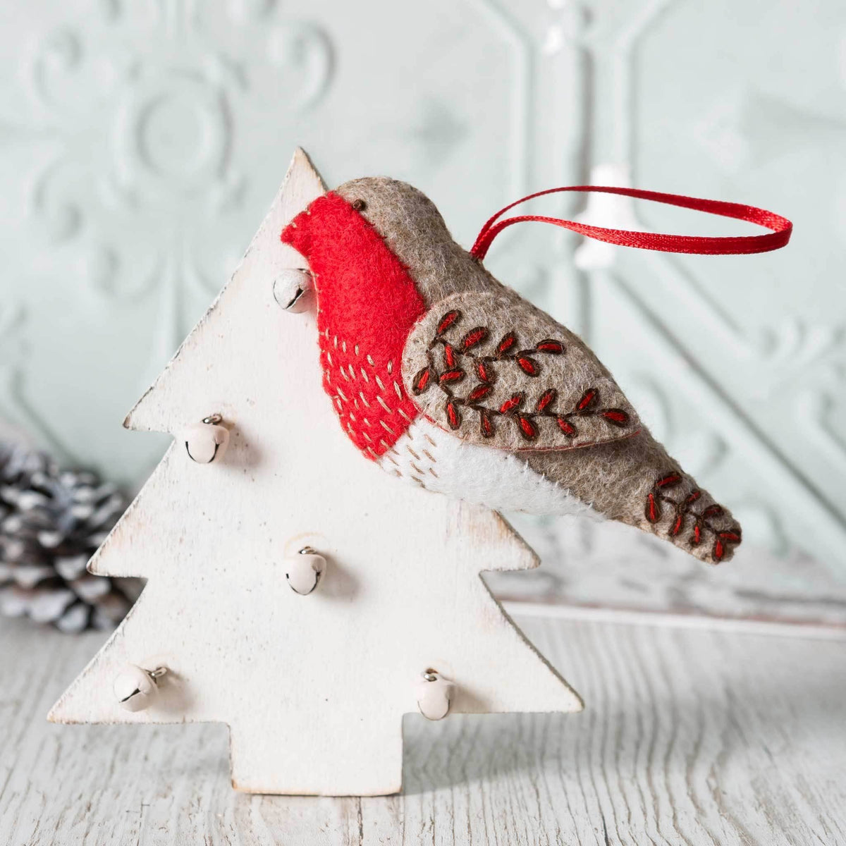 Embroidered Robin Felt Craft Mini Kit: