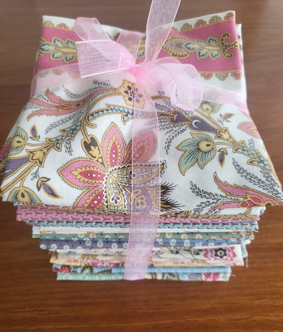 Holbrook Fat 1/4 Bundle by Max and Louise