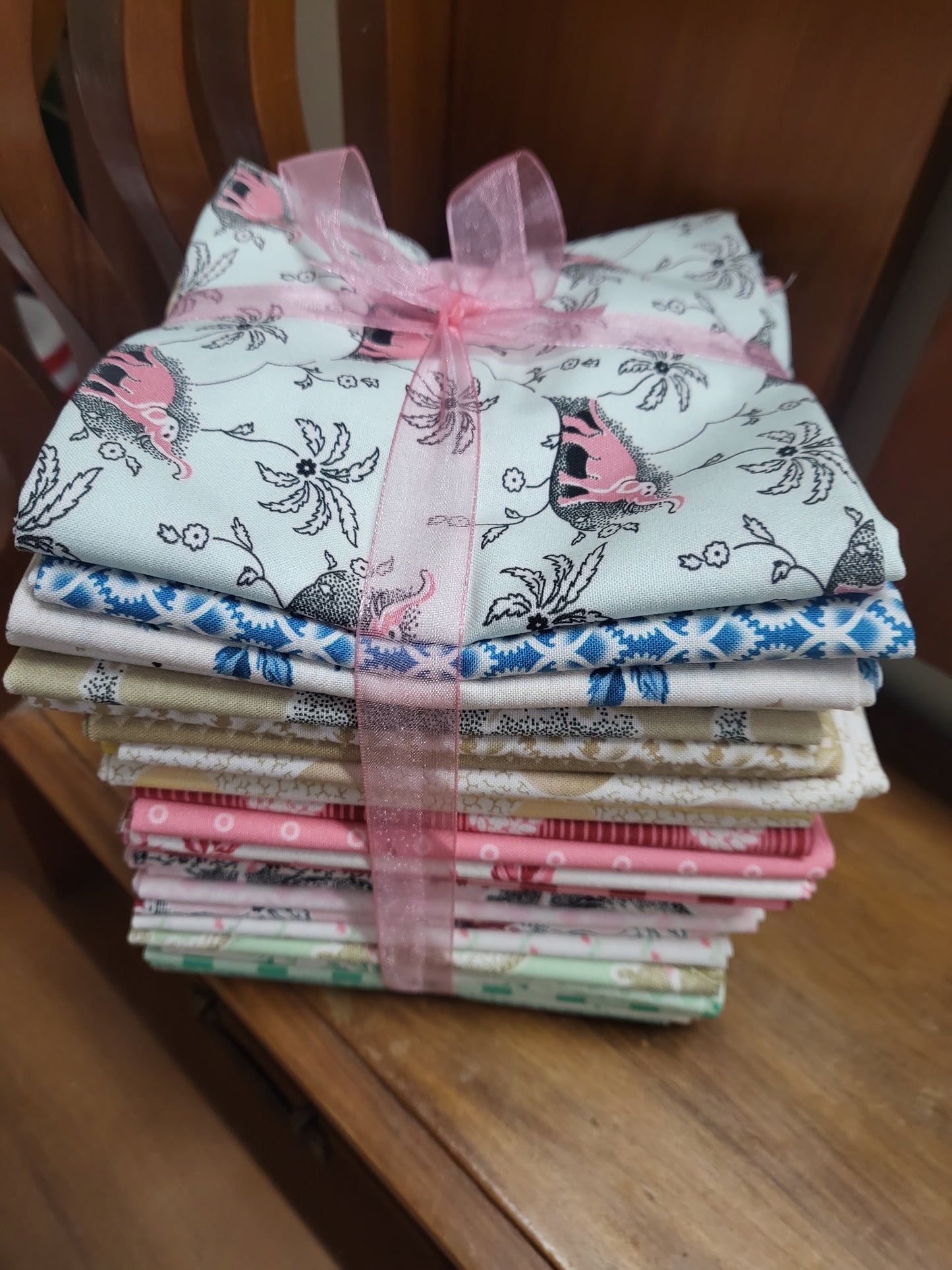 Elephant and Castle Fat 1/4 Bundle by Deborah Dorward